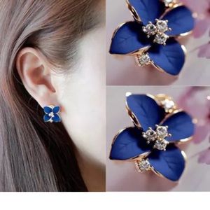 New Flower Earring